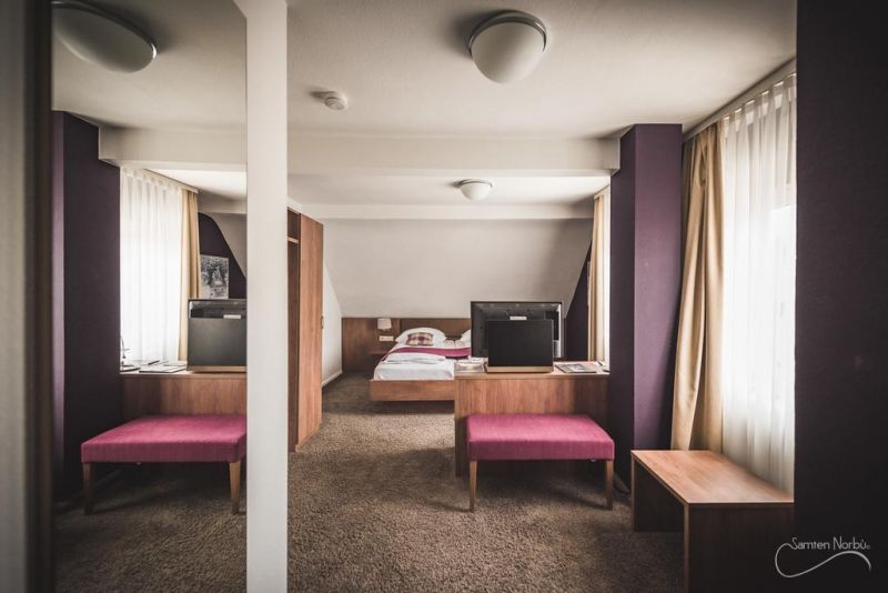 Societe Boutique 3*