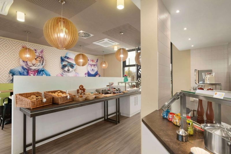 Super 8 Munich City West 3*