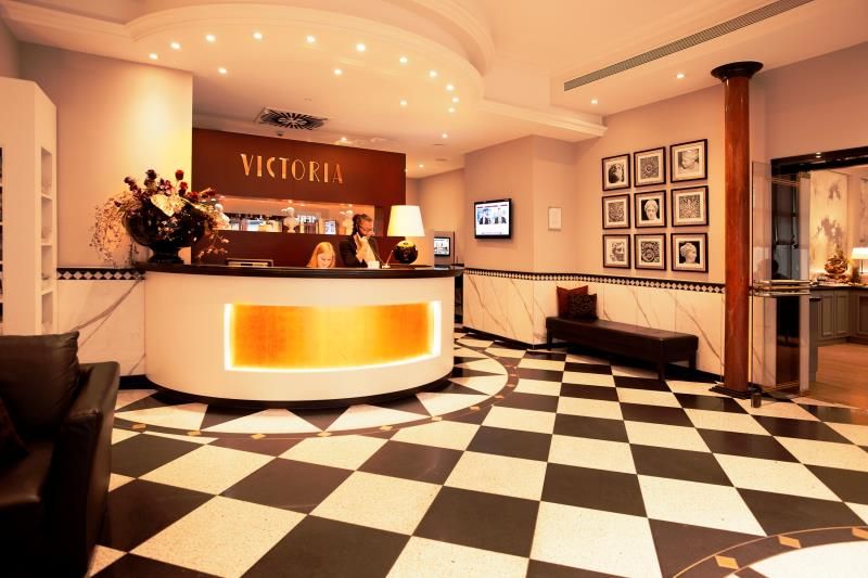 Victoria 4*