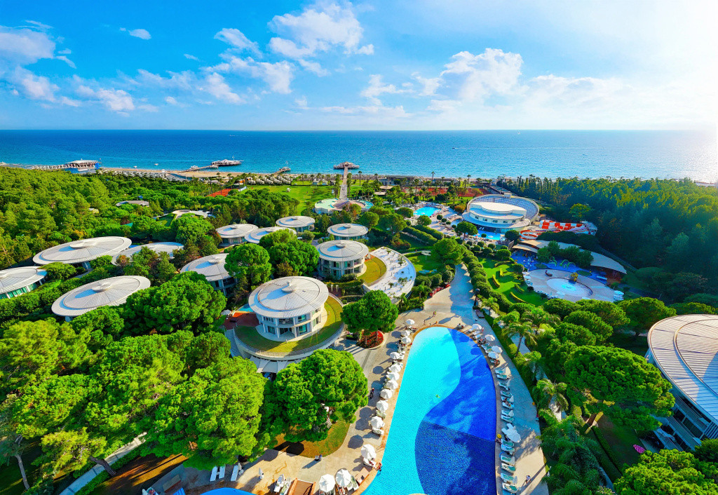 Calista Luxury Resort 5*