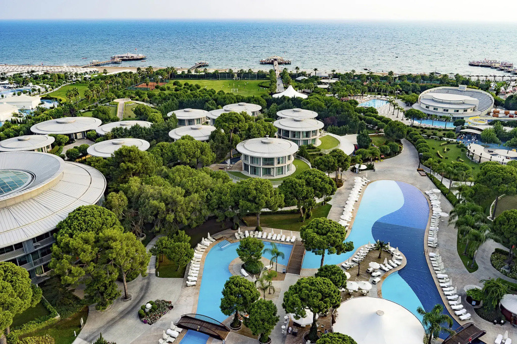 Calista Luxury Resort 5*