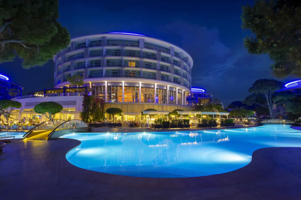 Calista Luxury Resort 5*