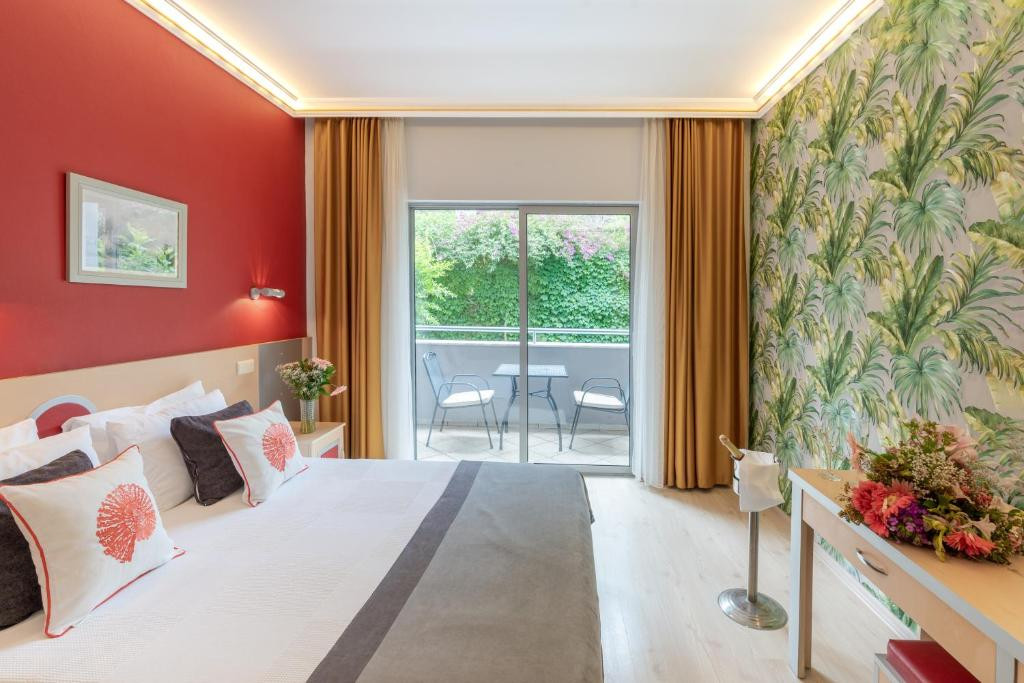 Grand Viking 4*