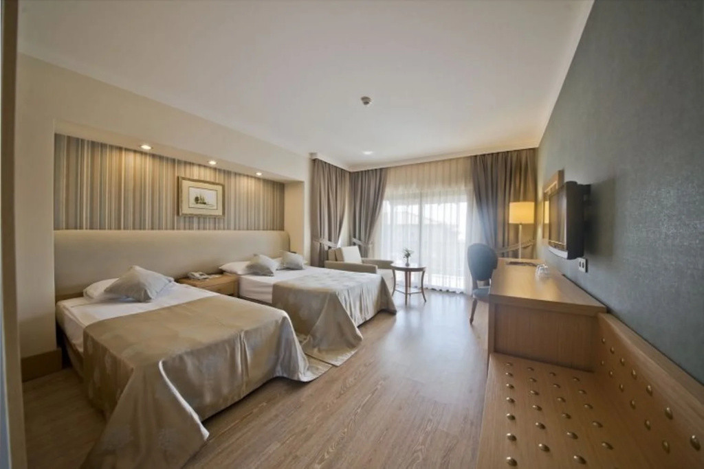 Gypsophila Holiday Village 5*