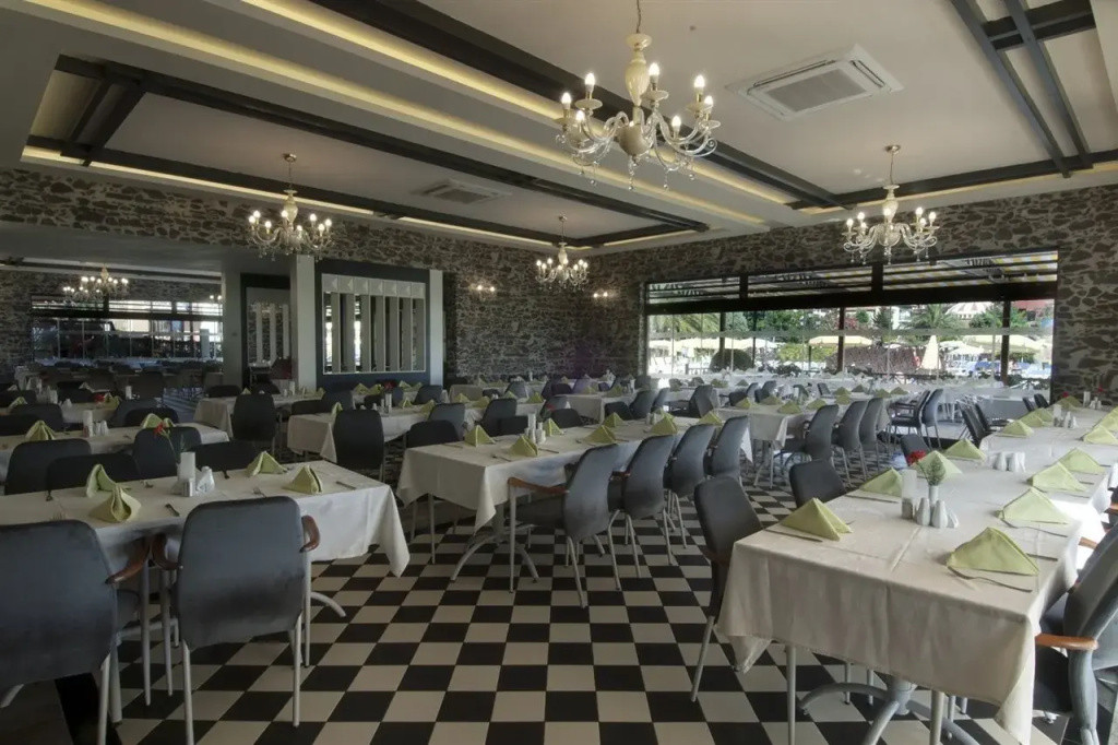 Gypsophila Holiday Village 5*