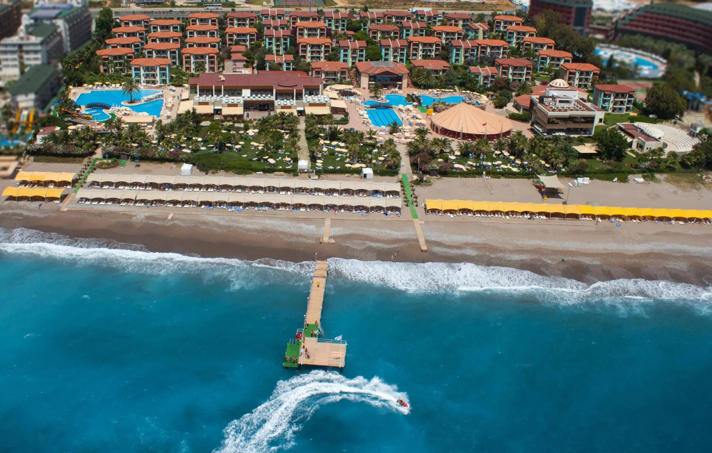 Gypsophila Holiday Village 5*