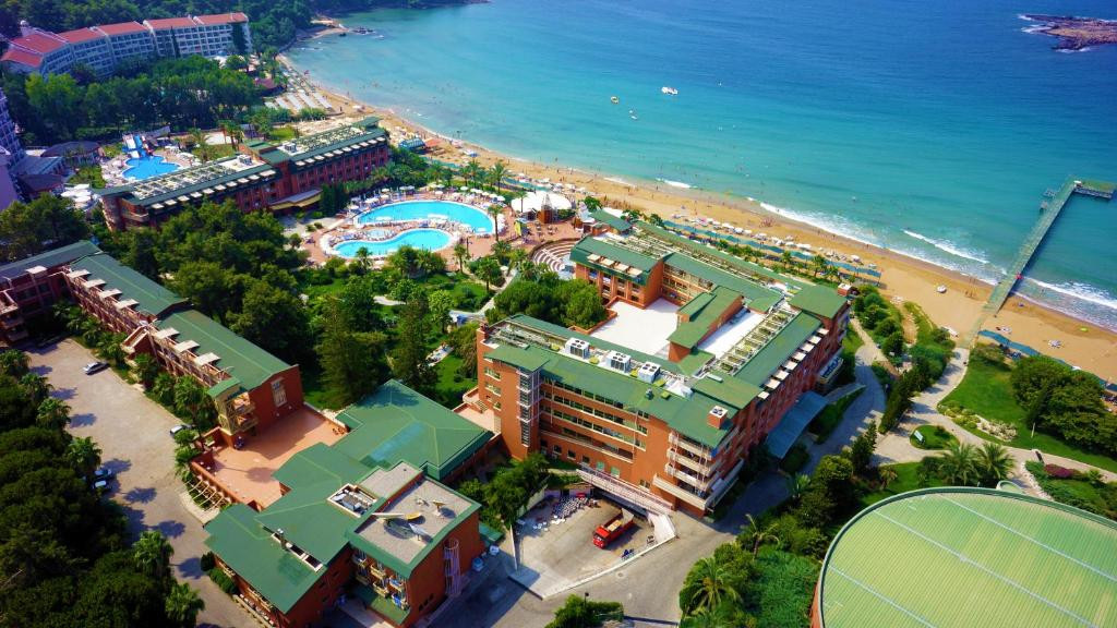 Aqi Pegasos Club 4*