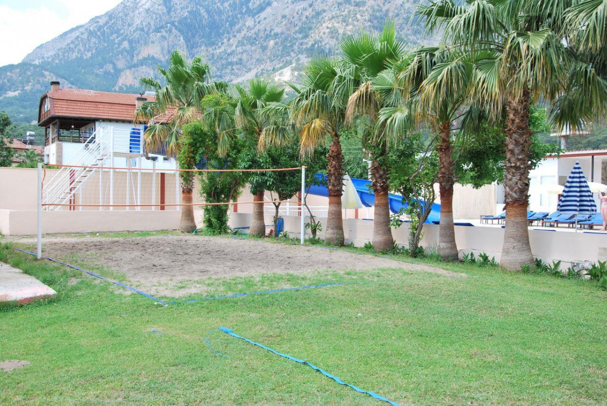 Castle Park (Ex. Larissa Park) 4*