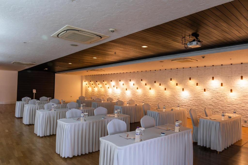 Ramada Plaza By Windham Antalya 5*