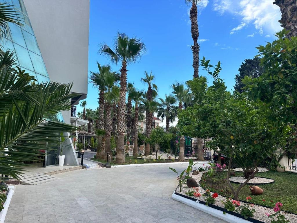 Camyuva Luna (Ex. Larissa Inn) 4*