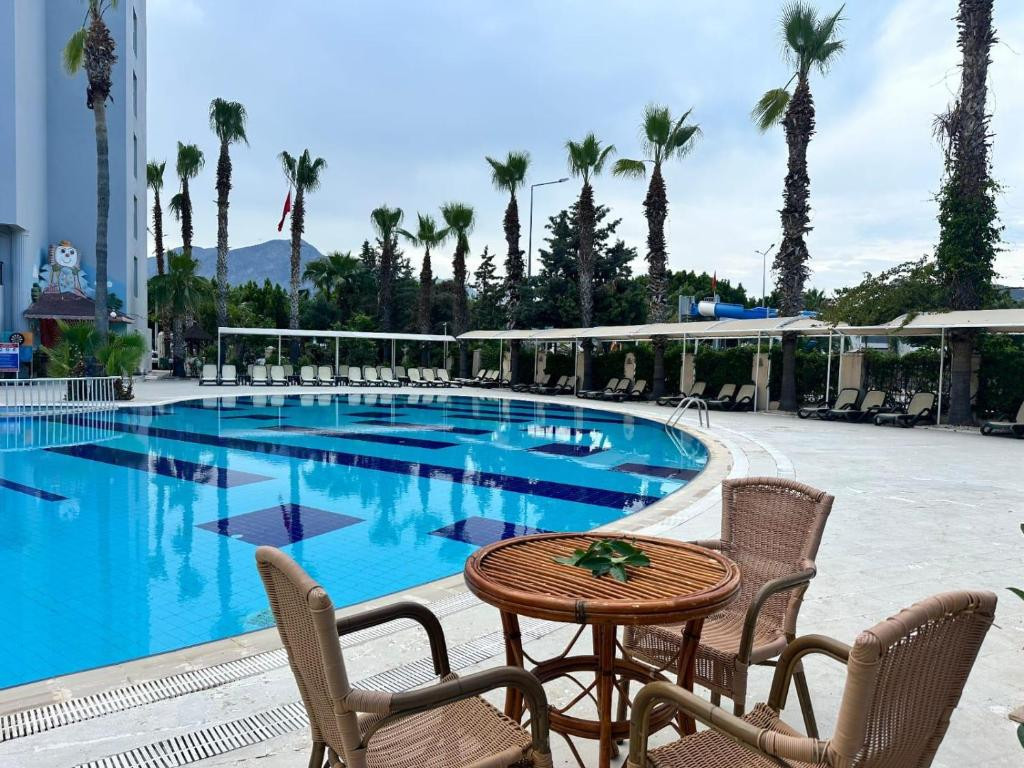 Camyuva Luna (Ex. Larissa Inn) 4*