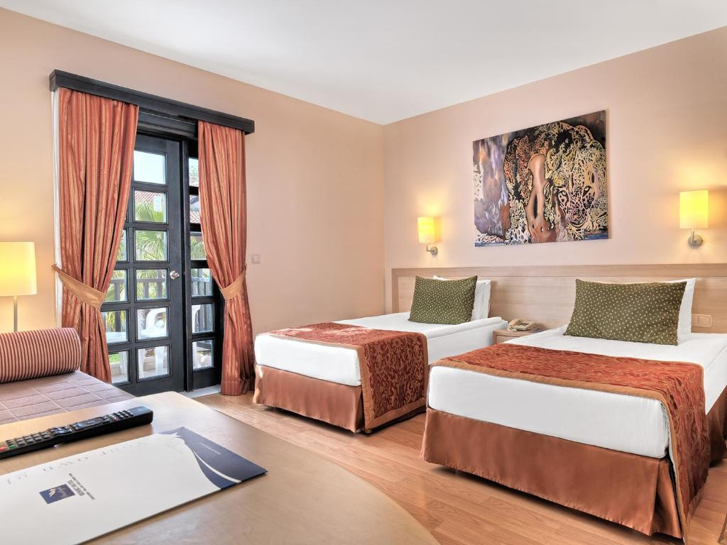 Sunrise Resort & Spa 5*