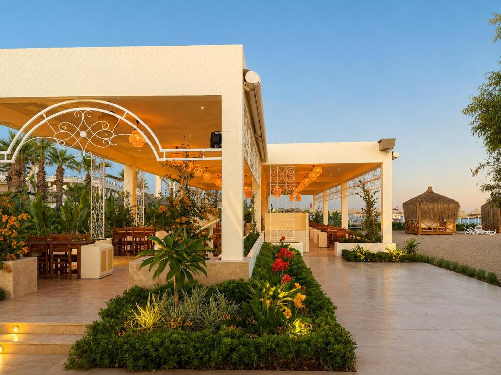 Sunrise Resort & Spa 5*