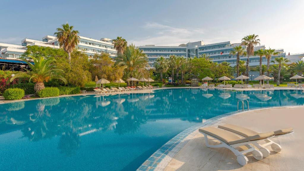 Sunrise Resort & Spa 5*