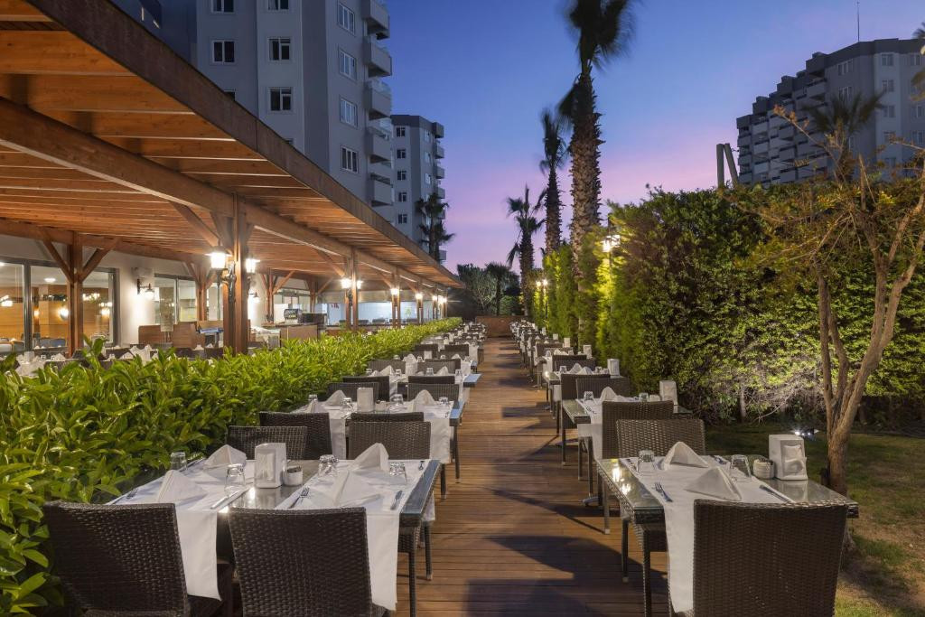 Wyndham Garden Lara (Ex. Lara Family Club) 4*