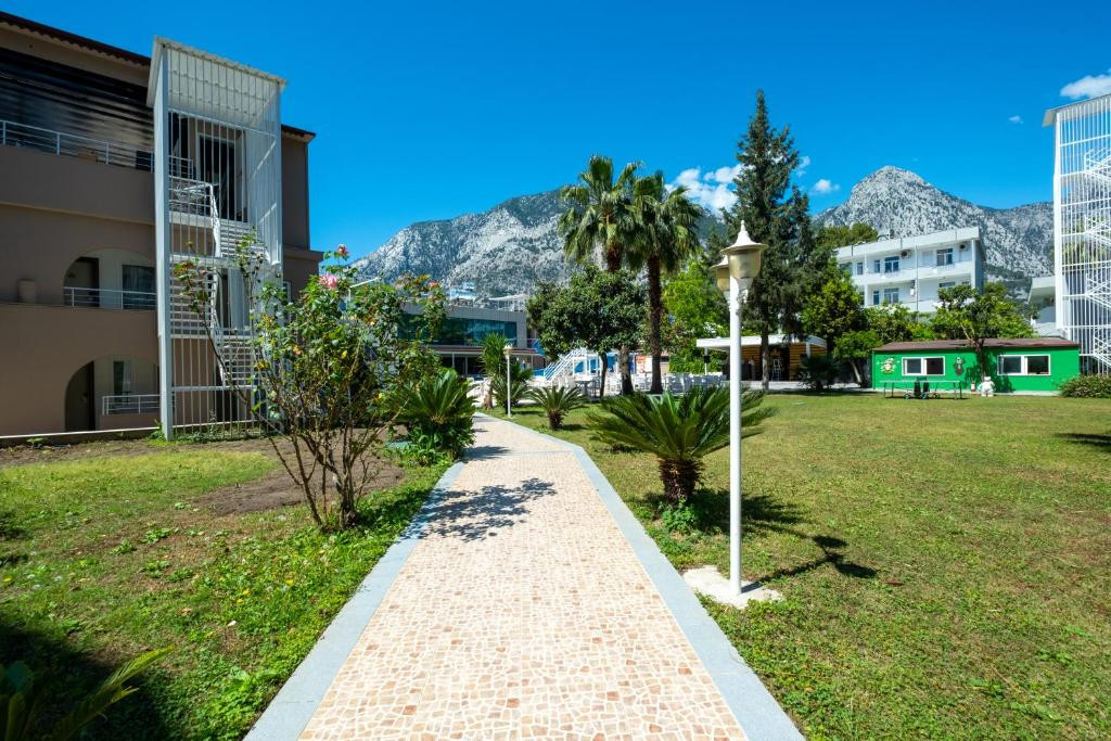 Marinez Hotel (Ex. Rios Latte) 4*