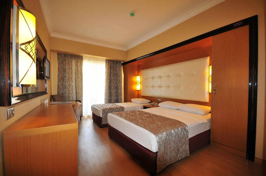 Pasa Beach 4*