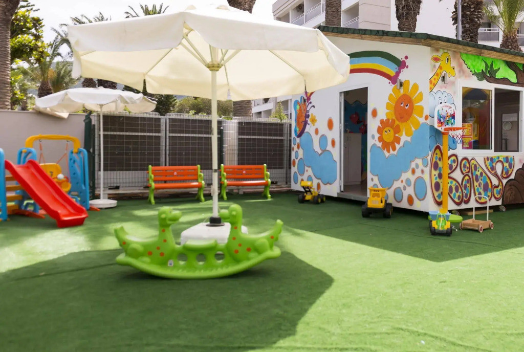 Pasa Beach 4*