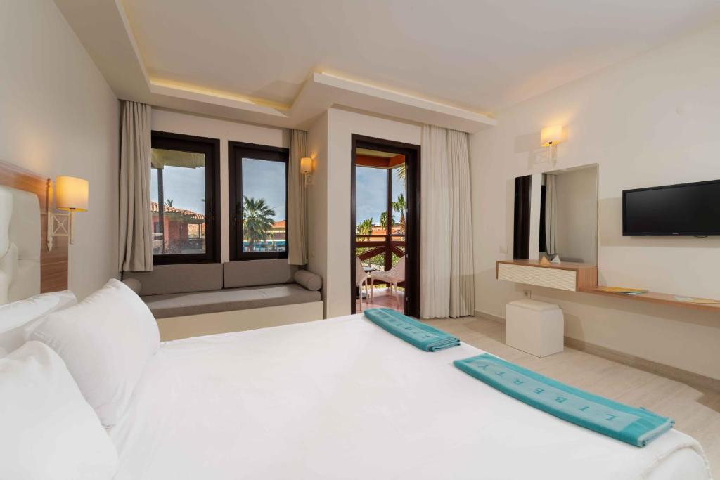 Sundia By Liberty Suncity (Ex. Sun City Hotel & Beach Club) 4*