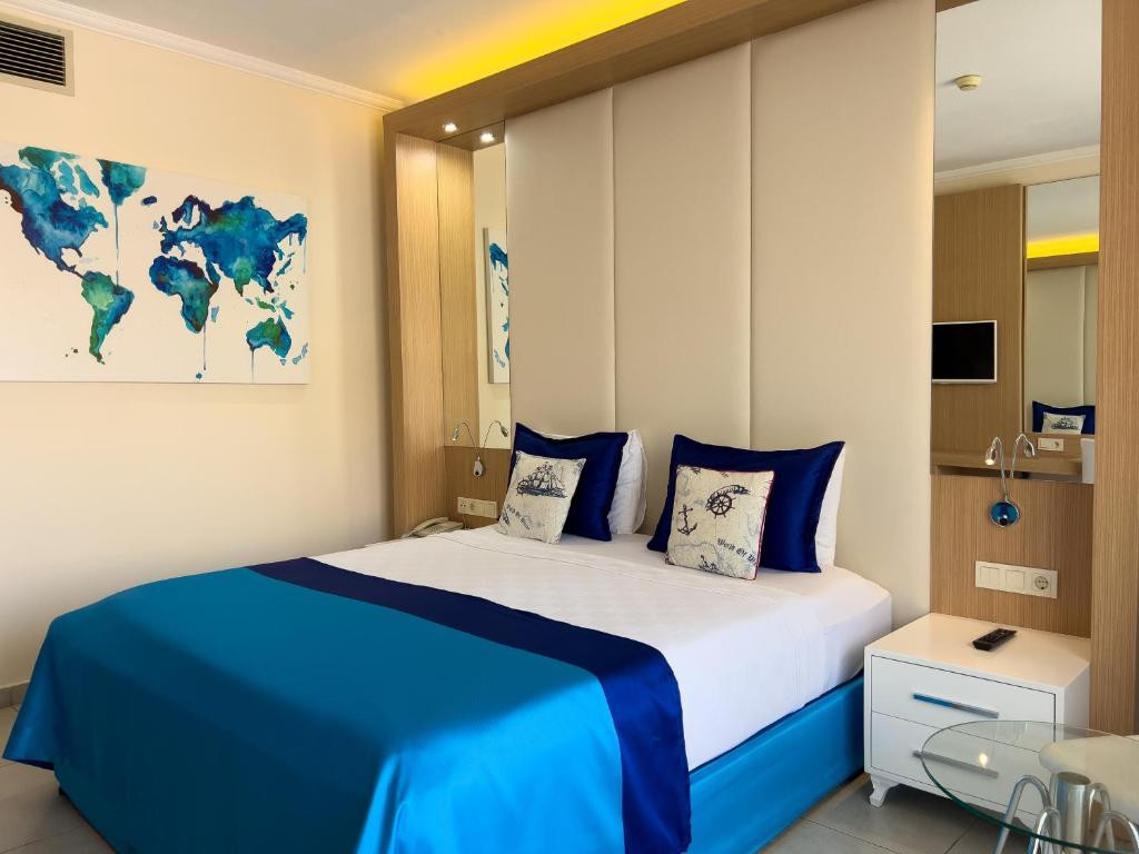 Aqi Pegasos World 4*