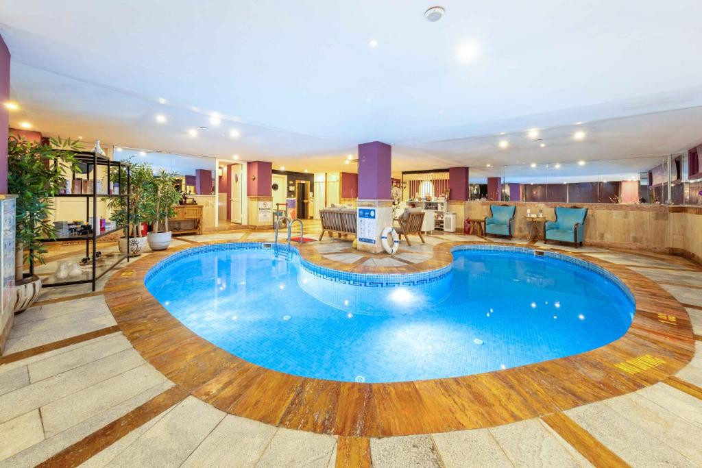 Oludeniz Beach Resort By Z Hotels 4*