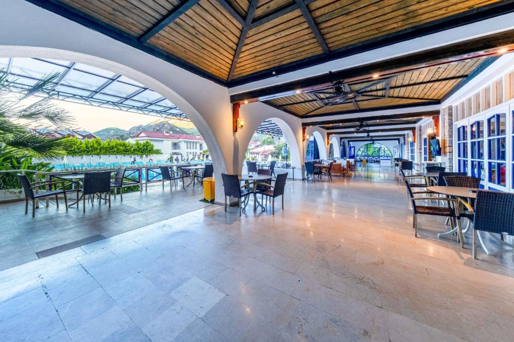 Oludeniz Beach Resort By Z Hotels 4*
