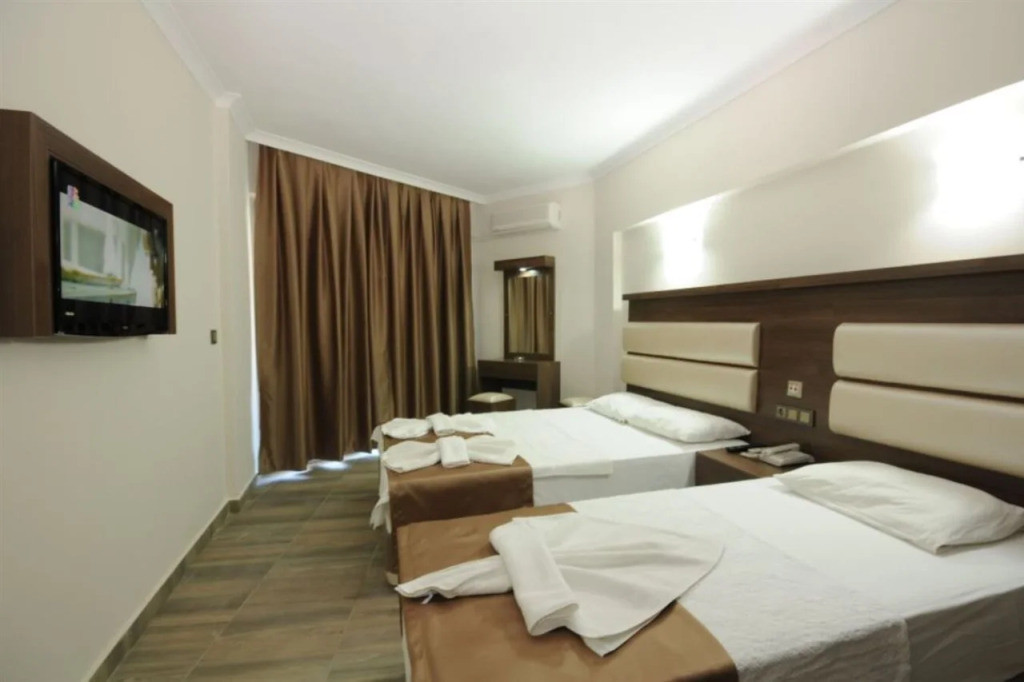 Adler Hotel 3*