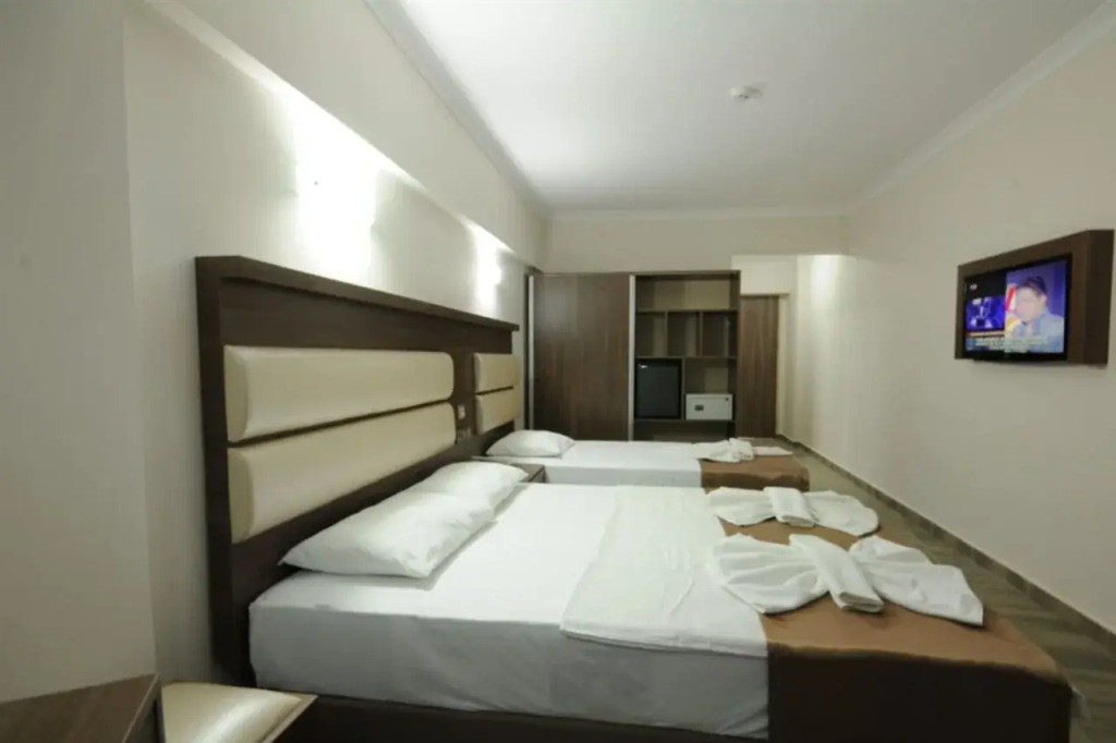 Adler Hotel 3*