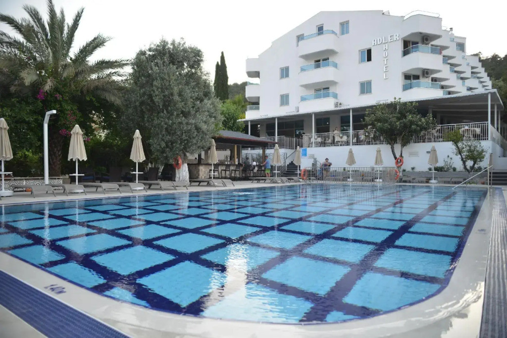 Adler Hotel 3*
