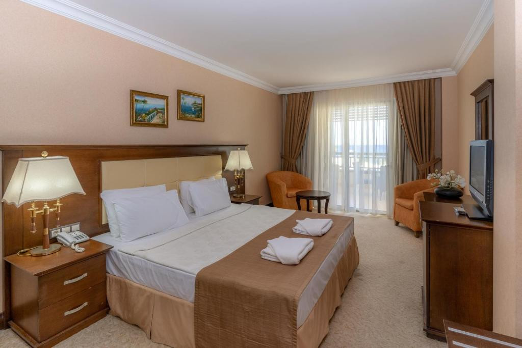 Zeniya Latanya Park Resort 4*