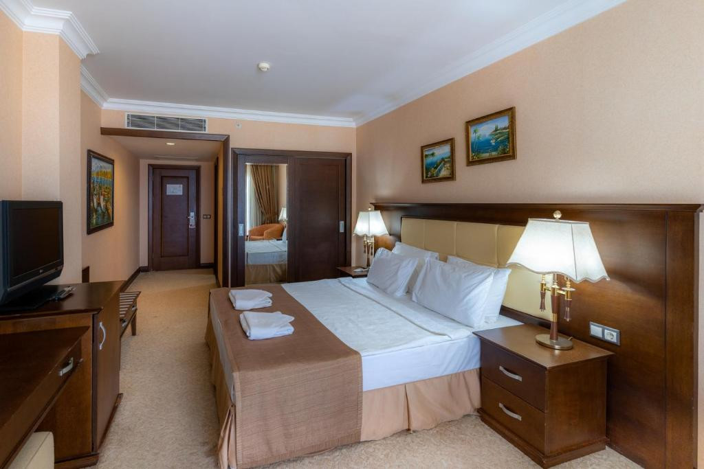Zeniya Latanya Park Resort 4*