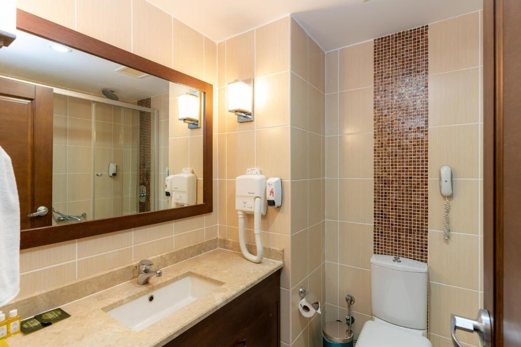 Zeniya Latanya Park Resort 4*