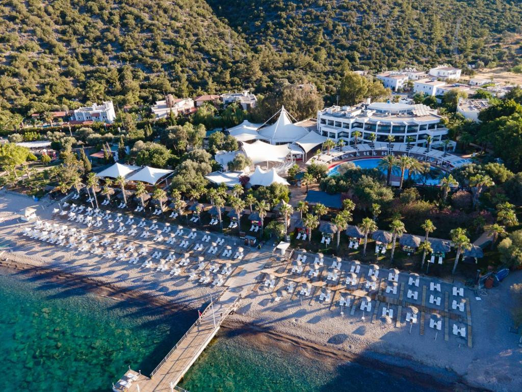 Zeniya Latanya Park Resort 4*