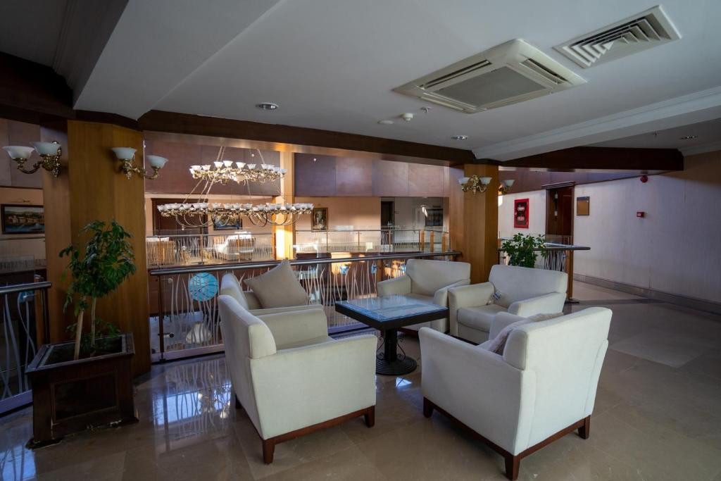 Zeniya Latanya Park Resort 4*