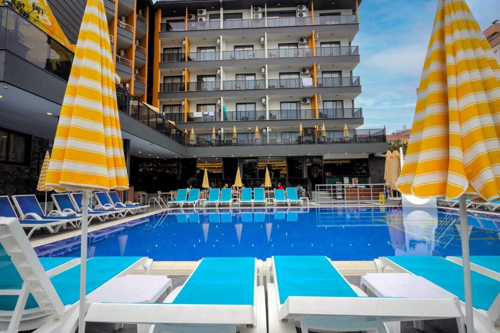 Arsi Hotel 4*