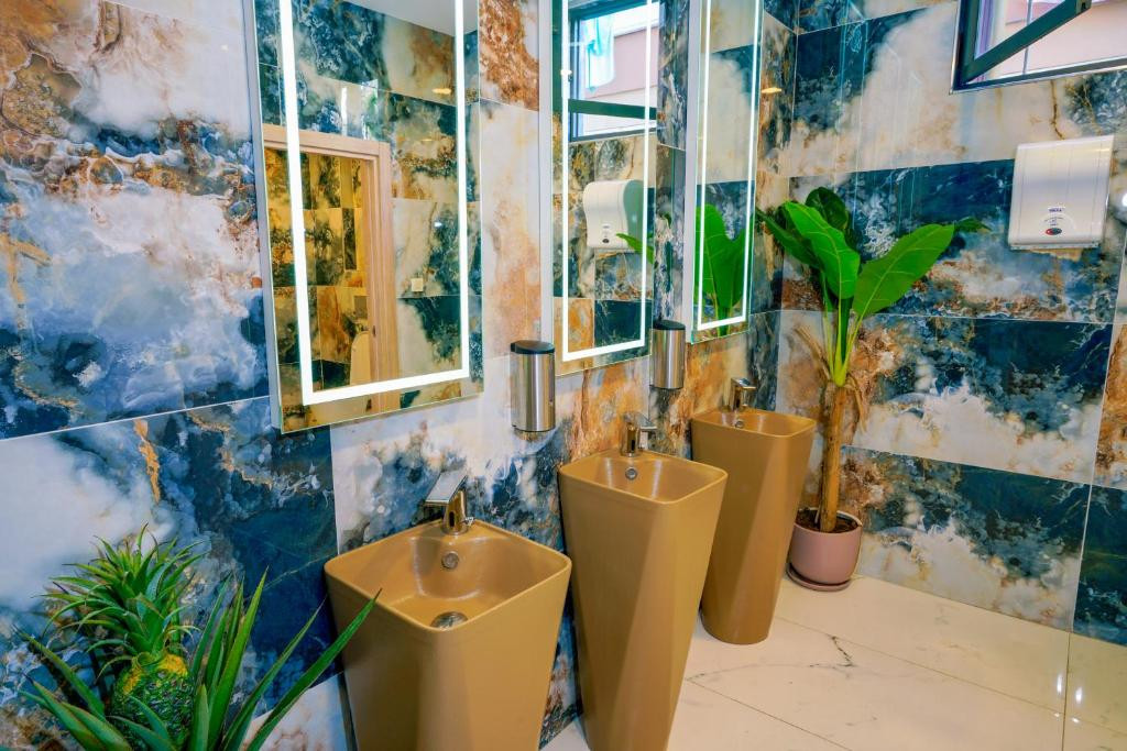 Arsi Hotel 4*