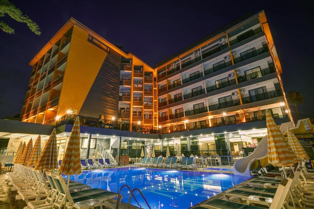 Arsi Hotel 4*