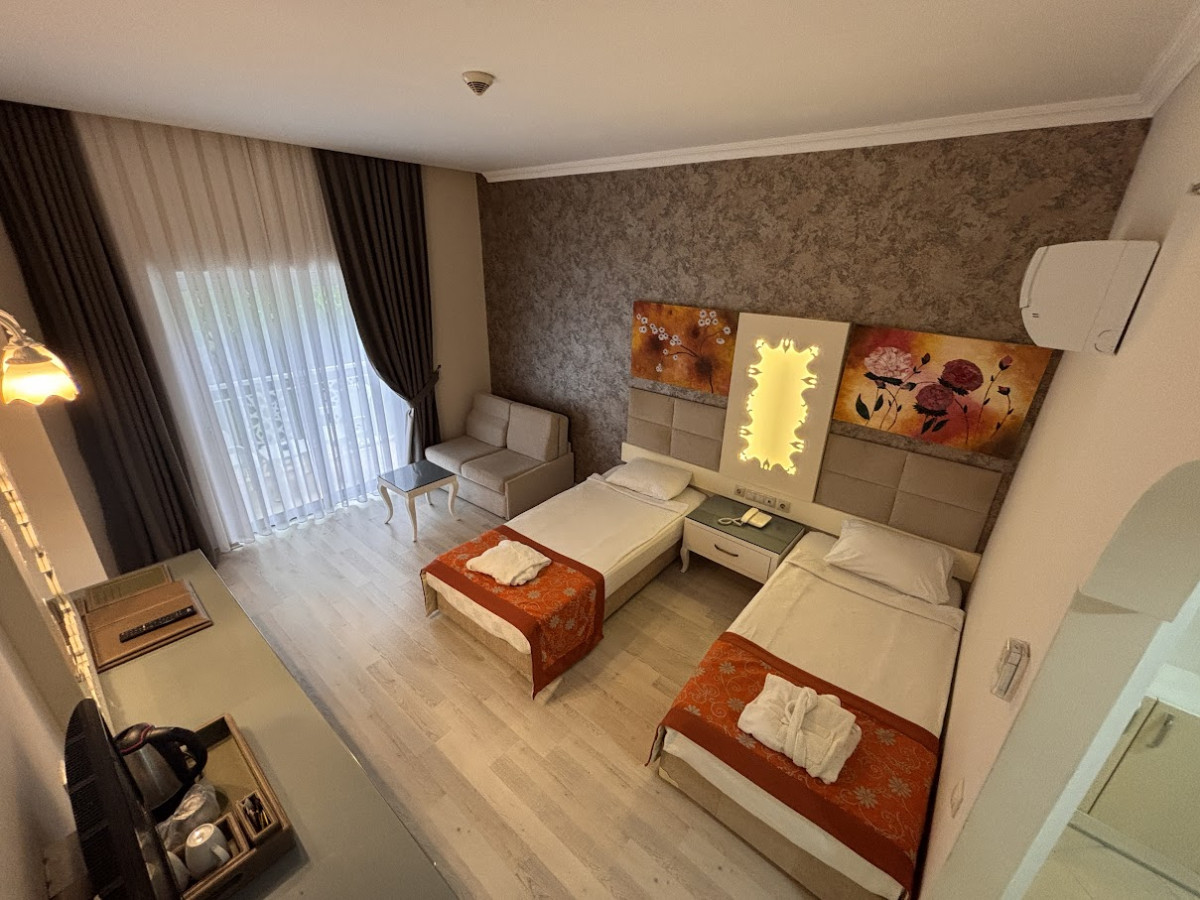 Grand Miramor Hotel & Spa 4*