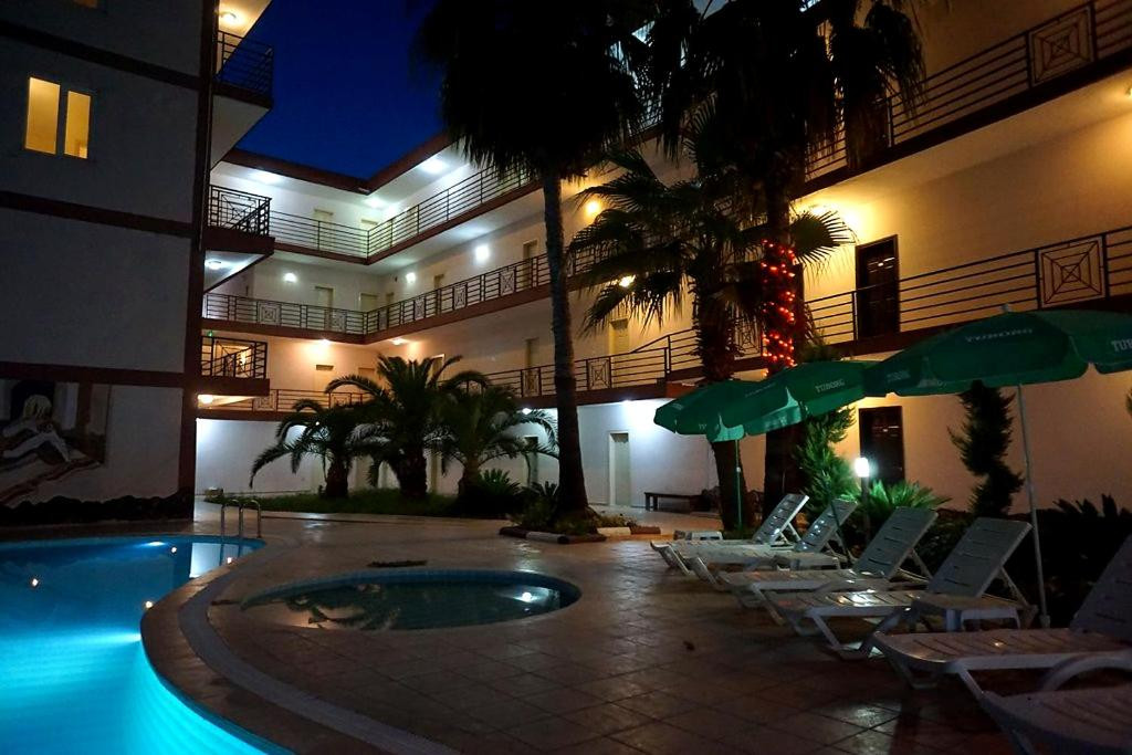 Aybel Inn 3*