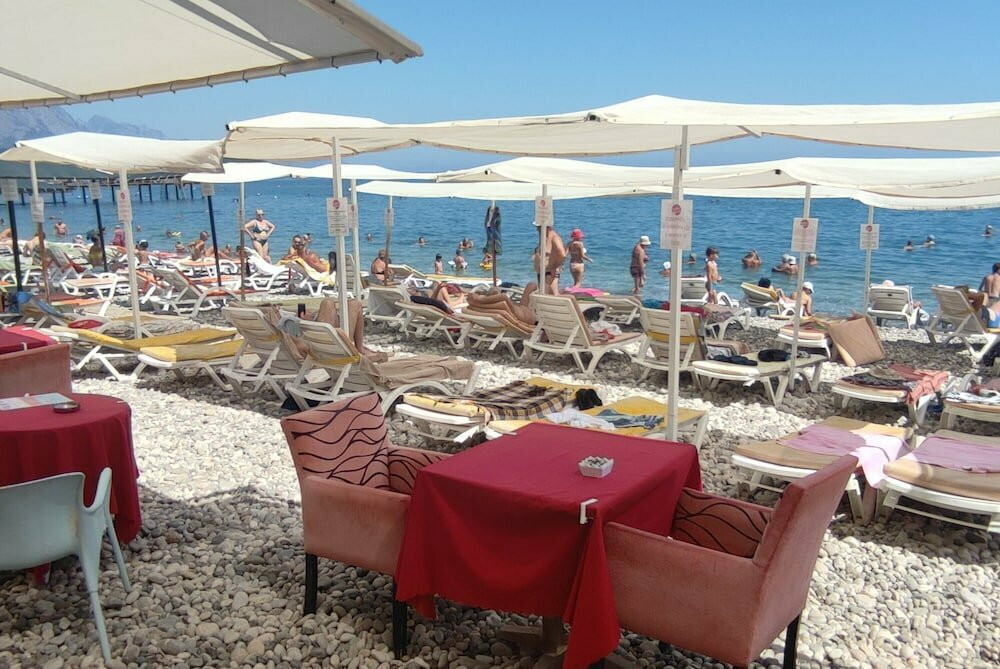 Romeo Beach Hotel 3*