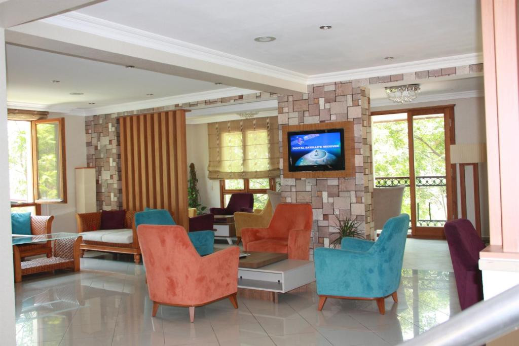 Perdikia Hill Family Resort 4*