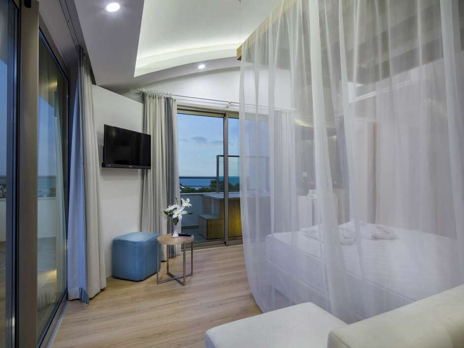 Dosinia Luxury Resort 5*
