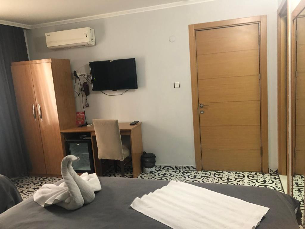 Reydel Hotel 2*