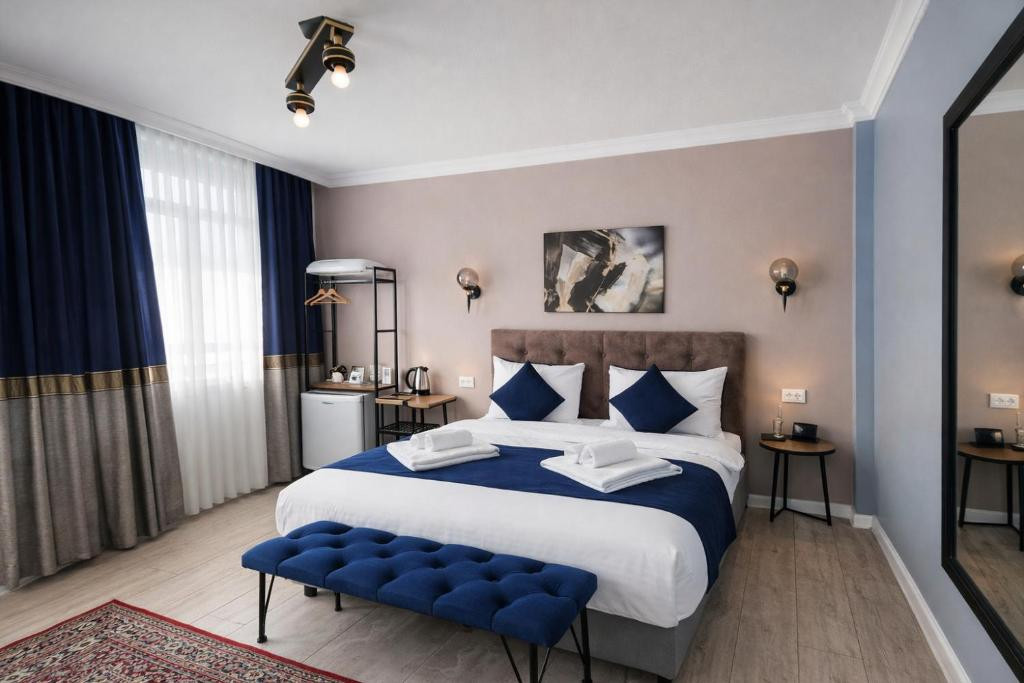 Emirhan Inn Apt 3*