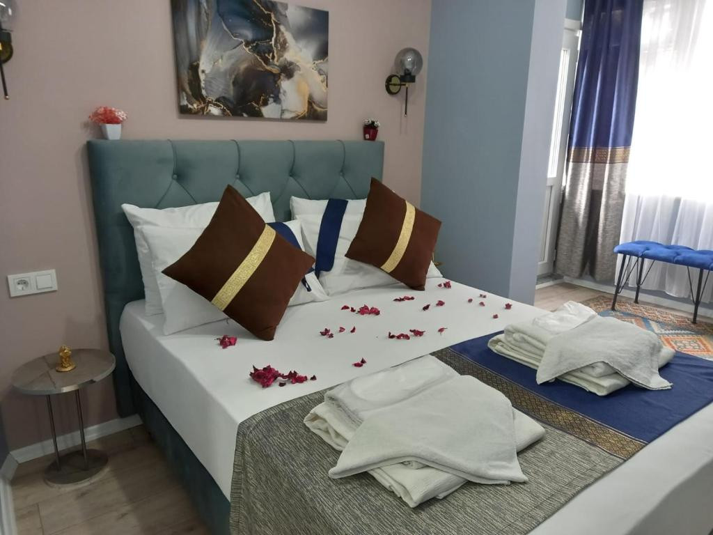 Emirhan Inn Apt 3*