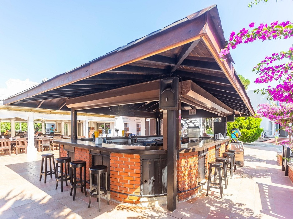 Sea Side Beach Club 3*