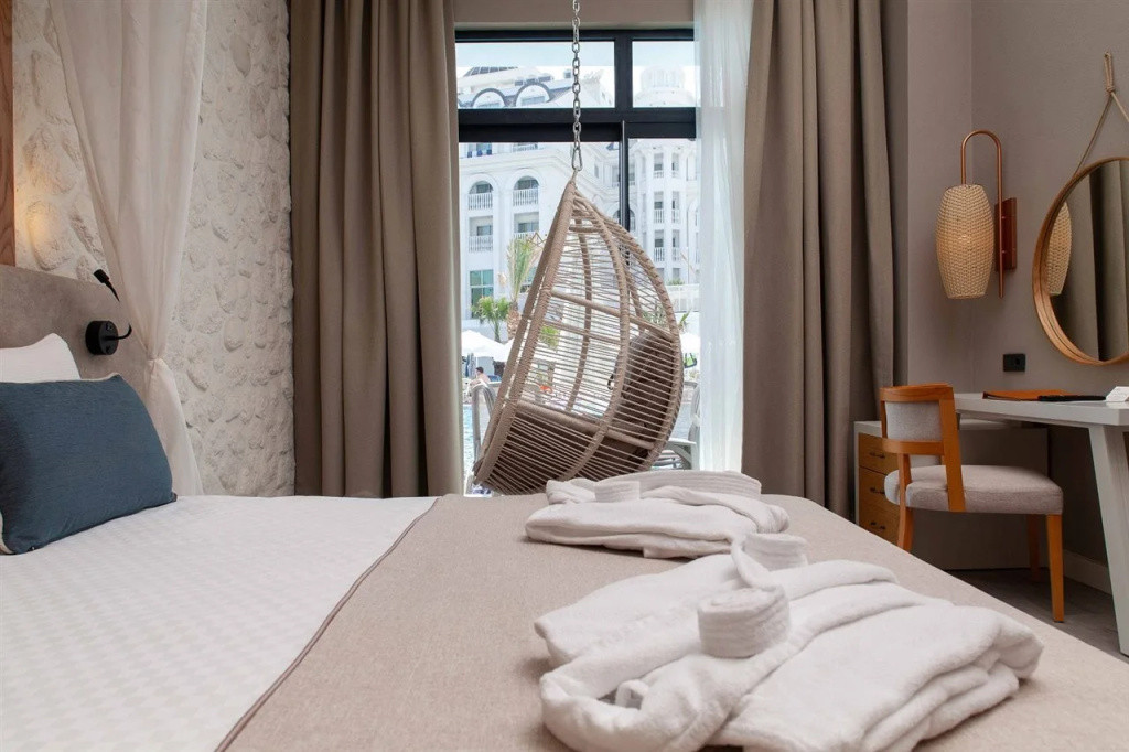 Side Royal Style Hotel 5*