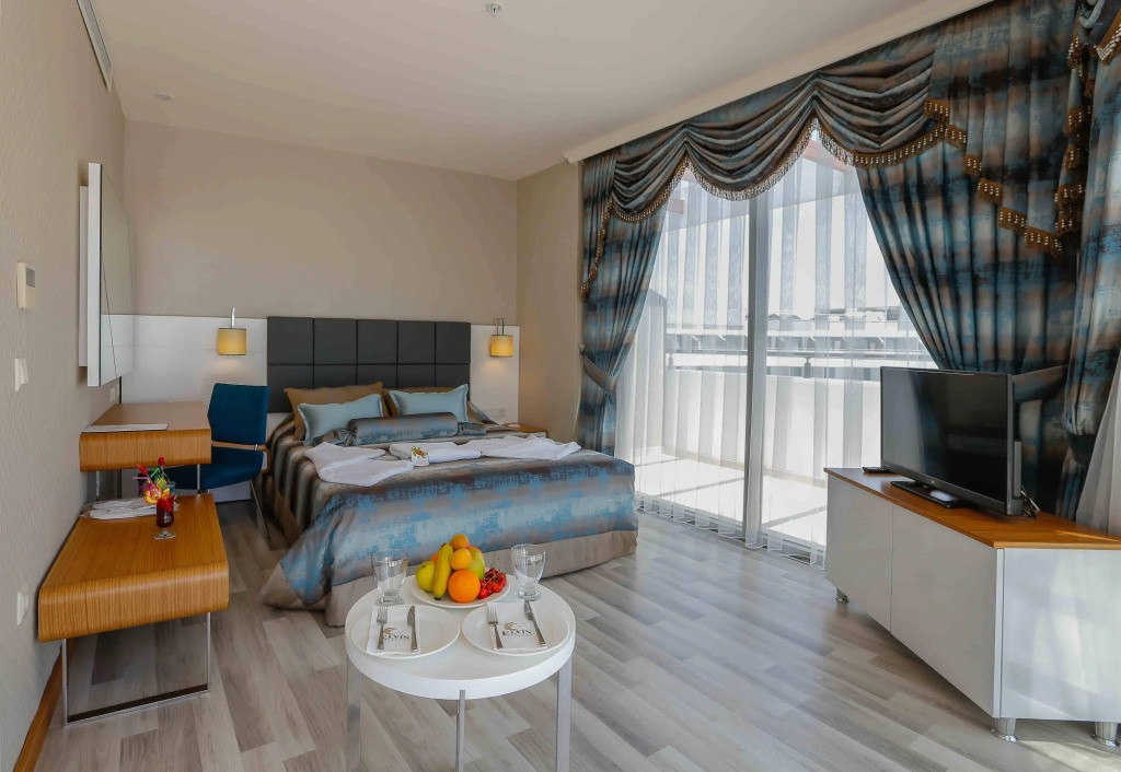 Xoria Deluxe Hotel 5*