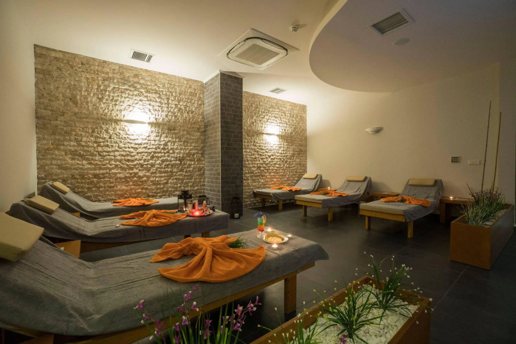 Xoria Deluxe Hotel 5*