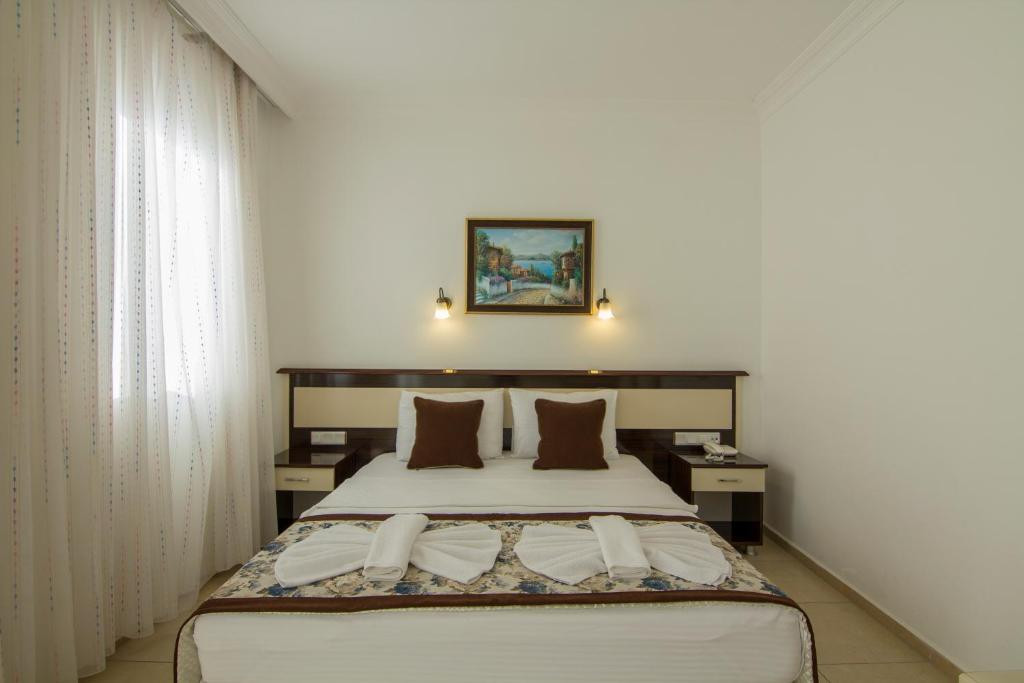 Belcekum Beach Hotel 4*